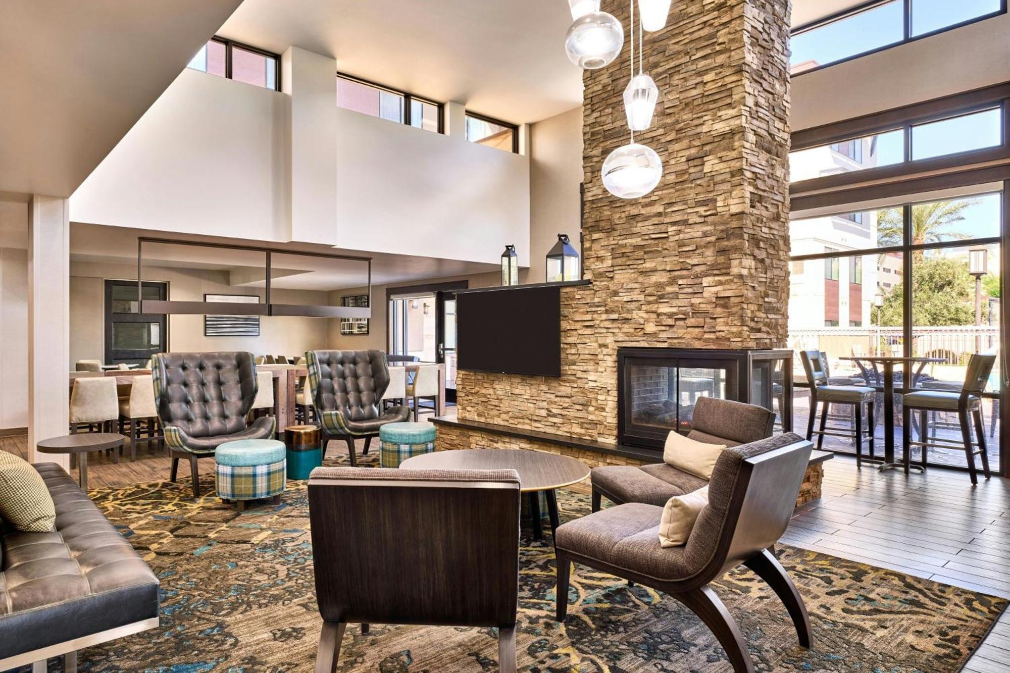Residence Inn By Marriott Phoenix Гилбърт Екстериор снимка